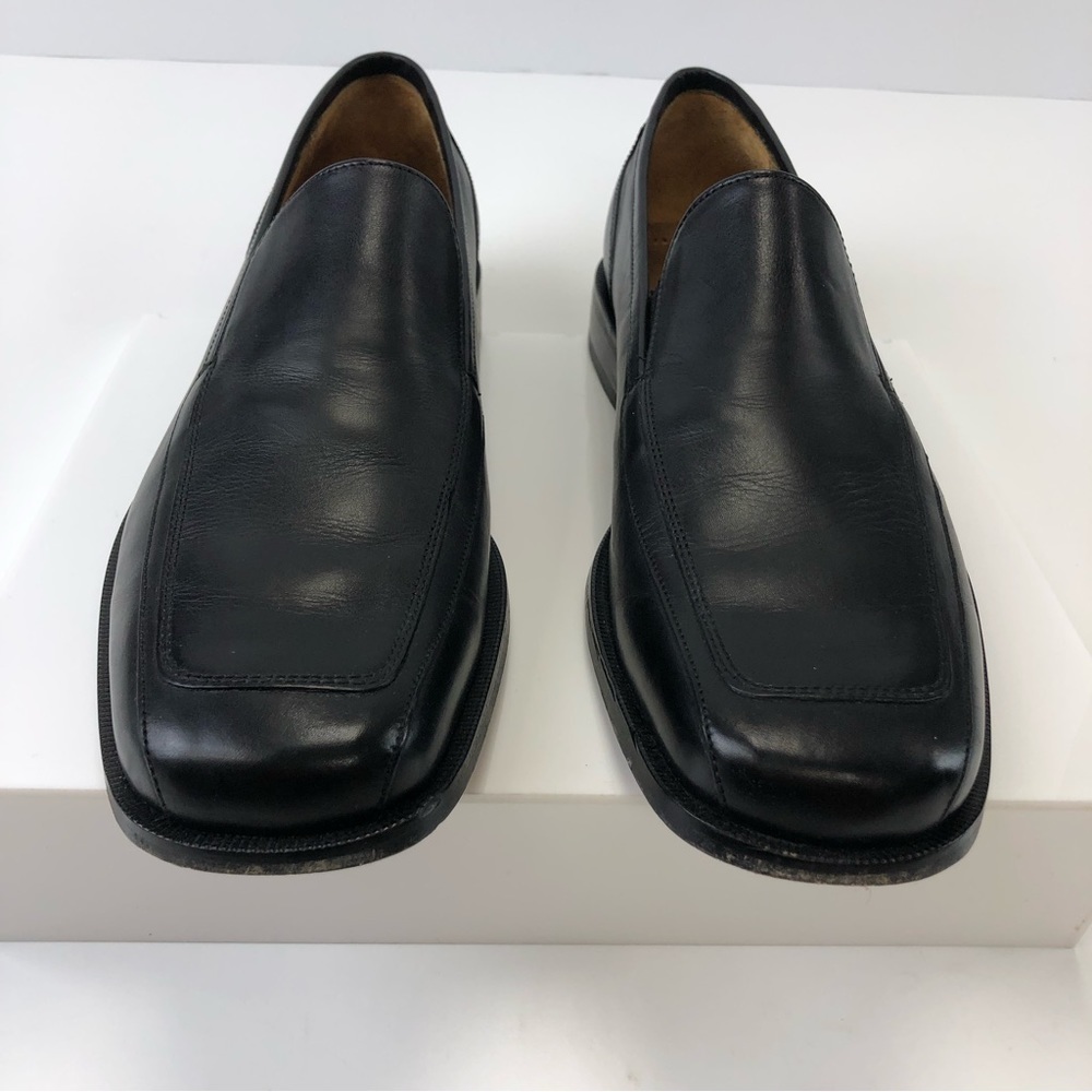 Florsheim mens black loafer Size 11D leather slip on Workwear Professional
